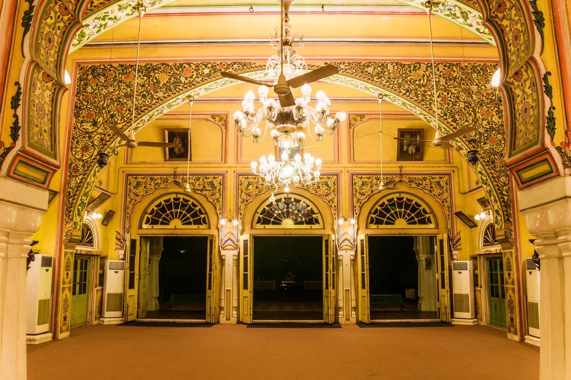 Diggi Palace - A City Center Hidden Heritage Gem Τζαϊπούρ Εξωτερικό φωτογραφία